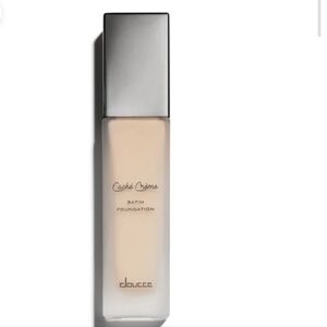 NWOT Doucce Cache Creme Satin Foundation NL1 Neutral Light